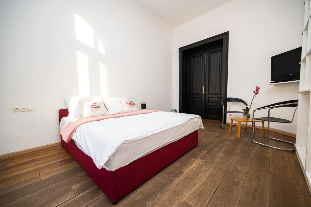 Old Town Rooms With Timeless View Sarajevo Exteriör bild