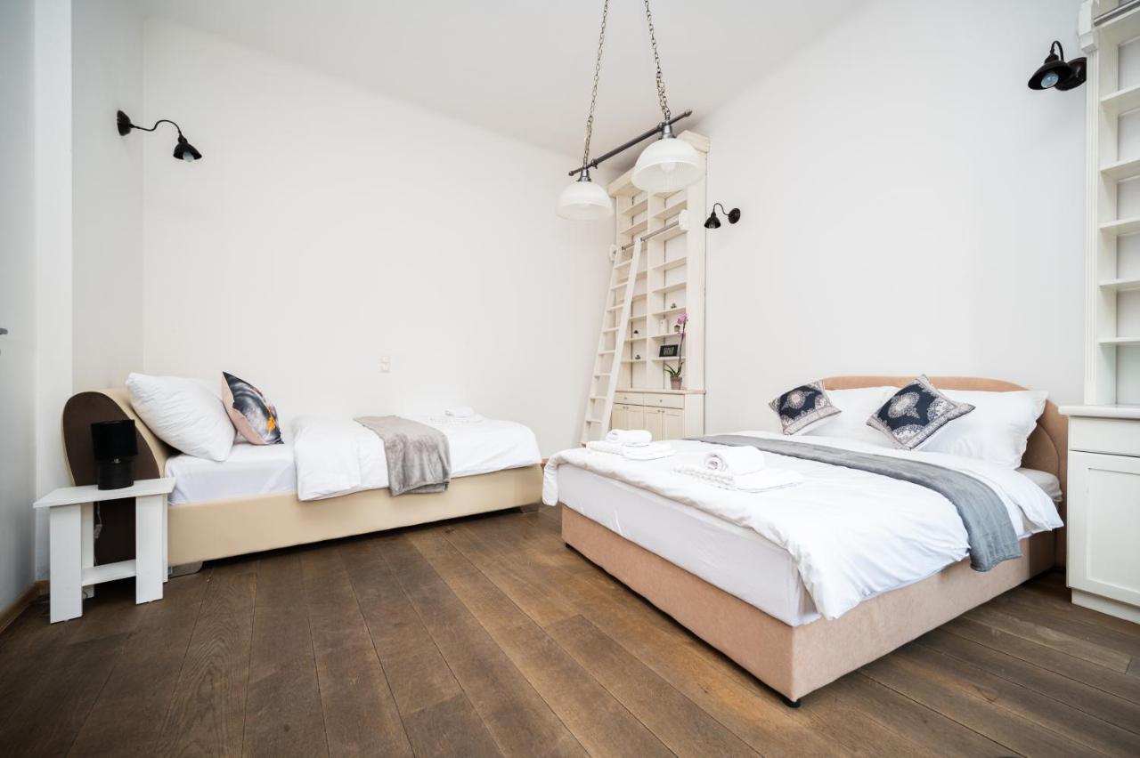 Old Town Rooms With Timeless View Sarajevo Exteriör bild
